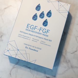 Dr.느루벗 느루벗 EGF FGF 스킨 리커버리 마스크 10장 — 5점을 준 리뷰어가 2021년 4월 올린 사용 사진