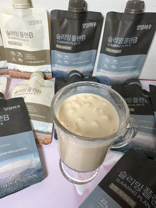 일일하우 슬리밍 플랜B 고소한 귀리맛, 진한 카카오맛 (체중조절식) — 5점을 준 리뷰어가 2023년 5월 올린 사용 사진