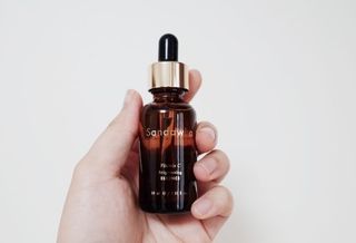 스킨큐어 산다화 비타민c 화이트닝 에센스 30ml — 4.5점을 준 리뷰어가 2023년 7월 올린 사용 사진