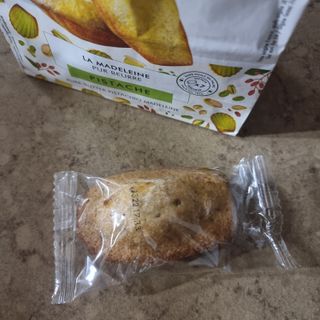 [메종콜리브리] 프랑스 마들렌 메종콜리브리 피스타치오 마들렌 2팩 — 5점을 준 리뷰어가 2021년 11월 올린 사용 사진