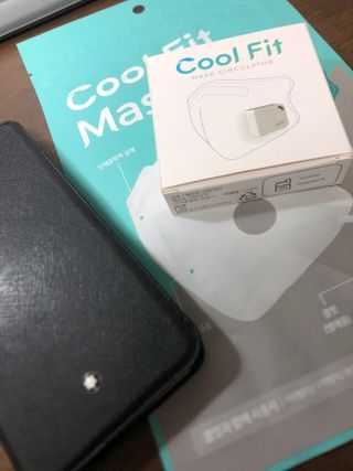 주식회사 휴레브 Cool Fit(마스크 공기 순환 장치) — 5점을 준 리뷰어가 2022년 11월 올린 사용 사진