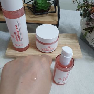 아이앤립 / EYENLIP 아이앤립 연어오일 리바이탈라이징 토너+앰플+크림 3종 세트 — 5점을 준 리뷰어가 2021년 6월 올린 사용 사진