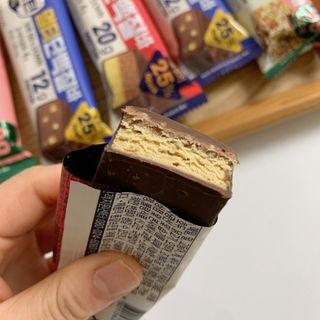 이지프로틴바 3종x각 2ea (고단백질바, 멀티단백질바, 식물성단백질바) — 5점을 준 리뷰어가 2024년 3월 올린 사용 사진