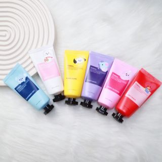 쿤달 BT21 시어버터 앤 마카다미아 퓨어 핸드크림 50ml 7구 기프트 세트 — 5점을 준 리뷰어가 2021년 3월 올린 사용 사진