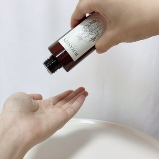 [패키지리뉴얼]보타니티 진정 결케어 플라본 부스터 210ml / 플라본 세럼 50m — 4.5점을 준 리뷰어가 2022년 5월 올린 사용 사진