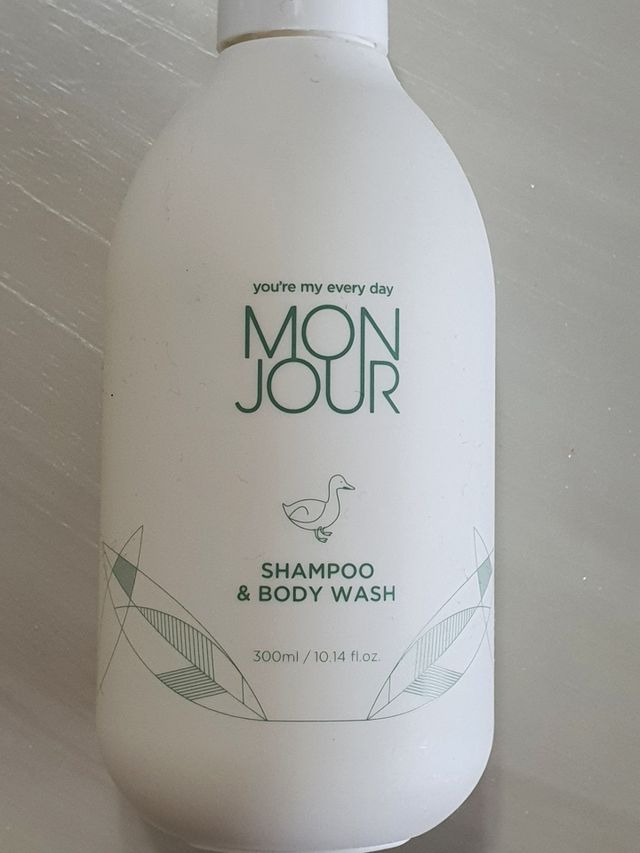 몽쥬르 유아 샴푸앤워시 300ml 리뷰 사진