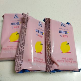 비타앤C 레몬맛, 망고맛 — 5점을 준 리뷰어가 2021년 4월 올린 사용 사진