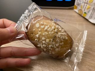 [메종콜리브리] 프랑스 마들렌 메종콜리브리 레몬 마들렌 2팩 — 4.5점을 준 리뷰어가 2022년 4월 올린 사용 사진