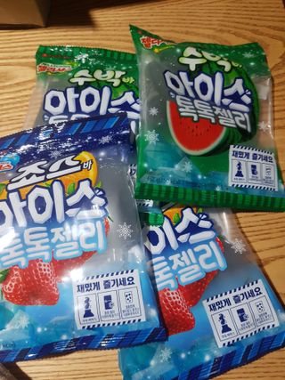 롯데제과 죠스바 아이스 톡톡 젤리 — 5점을 준 리뷰어가 2021년 10월 올린 사용 사진