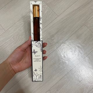 브에노 마더워트 시크릿 퍼퓸 미스트 — 2점을 준 리뷰어가 2021년 6월 올린 사용 사진