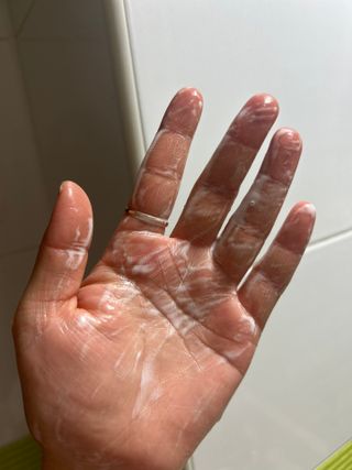 카프리나 프레쉬 산양밀크 어메이징 바디워시 500ml (오리지널향) — 5점을 준 리뷰어가 2023년 5월 올린 사용 사진
