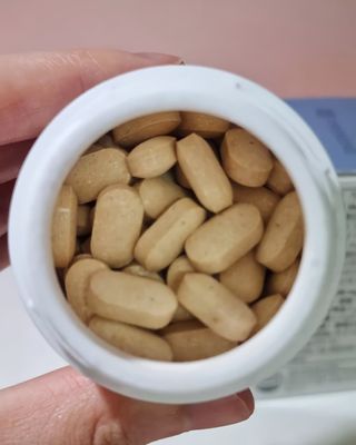 프리마인 평생 써야하는 관절의 건강을 위한 완벽설계 솔루션 관절n마디케어 플러스 120정 — 5점을 준 리뷰어가 2021년 10월 올린 사용 사진