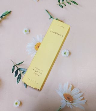 산다화 비타민C 화이트닝 크림 — 5점을 준 리뷰어가 2023년 5월 올린 사용 사진