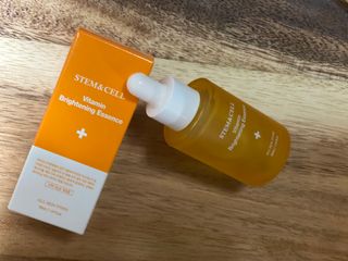 체르엠 스템앤셀 비타민 브라이트닝 에센스 30ml 1개 — 5점을 준 리뷰어가 2021년 10월 올린 사용 사진