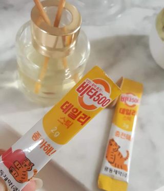 광동제약 [광동] 비타500데일리스틱 70포X2개 + 뚱랑이엽서 + 쇼핑백 증정 — 4점을 준 리뷰어가 2022년 11월 올린 사용 사진