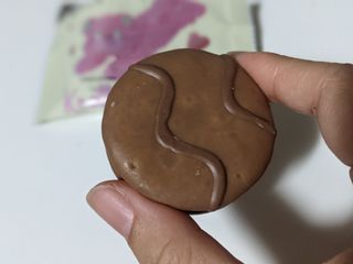 롯데제과 쁘띠몽쉘 마롱몽블랑 — 5점을 준 리뷰어가 2021년 10월 올린 사용 사진