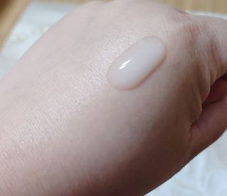 레츄얼 베르디올 더 리바이탈라이징 세럼 — 5점을 준 리뷰어가 2022년 5월 올린 사용 사진