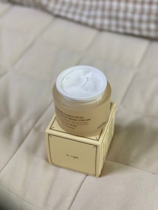 Dr.느루벗 느루벗 링클 솔루션 콘센트레이트 스네일 탄력 달팽이 크림 80g — 5점을 준 리뷰어가 2021년 3월 올린 사용 사진