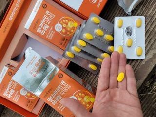 서울약사신협_내몸애발란스멀티비타민앤미네랄파워업_800mg x 90정 — 5점을 준 리뷰어가 2021년 5월 올린 사용 사진