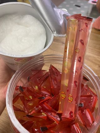 젤리벨리 젤리스틱 어쏘티드 900g — 5점을 준 리뷰어가 2022년 8월 올린 사용 사진