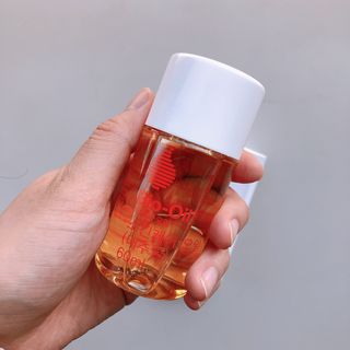 바이오오일 [바이오-오일] 스킨케어 오일 내추럴 60ml — 5점을 준 리뷰어가 2021년 5월 올린 사용 사진