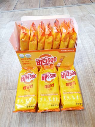 [광동제약] 비타500데일리스틱70포&굿즈3종 — 5점을 준 리뷰어가 2021년 10월 올린 사용 사진