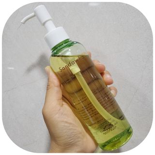 스킨큐어 산다화 순한 클렌징 동백 오일 200ml — 3.5점을 준 리뷰어가 2023년 8월 올린 사용 사진