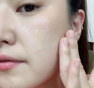 랑벨 비타 에너지 잡티 크림 75ml (피부 속 기미완화크림) — 4.5점을 준 리뷰어가 2022년 6월 올린 사용 사진