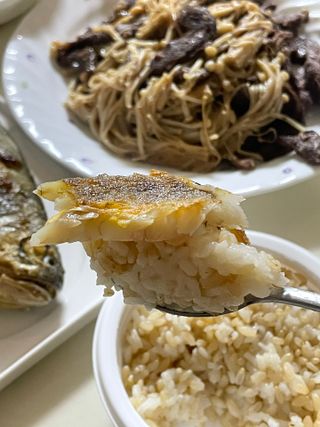 [구매평]양반 동원 양반 100밥 현미밥, 130g, 12개 — 5점을 준 리뷰어가 2025년 5월 올린 사용 사진