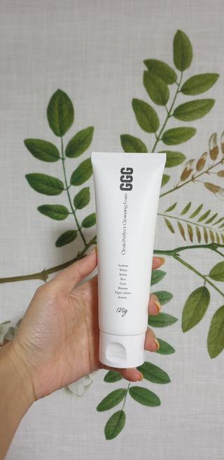 지지지 클린 퍼펙트 클렌징폼 120g — 5점을 준 리뷰어가 2022년 2월 올린 사용 사진