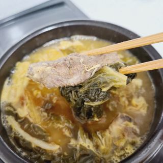 요리반상회 용문해장국 2팩 + 뚝배기 1개 — 3점을 준 리뷰어가 2021년 3월 올린 사용 사진