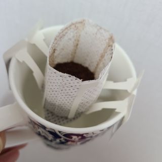 도이퉁 드립백 커피 60g 다크로스트 미디움로스트 — 5점을 준 리뷰어가 2021년 2월 올린 사용 사진