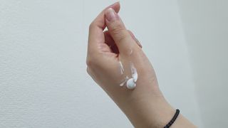 [위켄더스] 끈적임 없이 수분감을 채워주는 핸드& 바디로션 1종 랜덤발송 — 5점을 준 리뷰어가 2022년 4월 올린 사용 사진