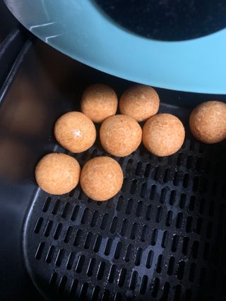 가치식탁 리얼쫀득치즈볼 — 5점을 준 리뷰어가 2021년 2월 올린 사용 사진