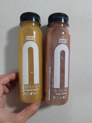 BLENDY'S 핑크 스무디+블론디 스무디 — 4점을 준 리뷰어가 2021년 9월 올린 사용 사진