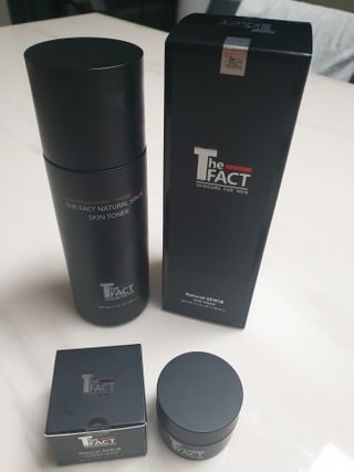 The Fact [5 IN 1] 더 팩트 내추럴 에스에프엔 에이틴 스킨토너 — 5점을 준 리뷰어가 2021년 2월 올린 사용 사진