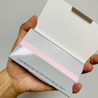 [갸스비] 메이크업은 그대로, 피지만 쏙 - BB킵 오일컨트롤 파우더 페이퍼 — 4.5점을 준 리뷰어가 2021년 7월 올린 사용 사진