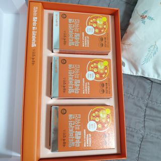 서울약사신협_내몸애발란스멀티비타민앤미네랄파워업_800mg x 90정 — 5점을 준 리뷰어가 2021년 8월 올린 사용 사진