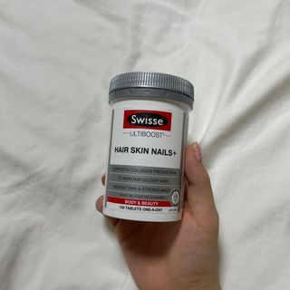 Swisse 스위스 헤어스킨네일 100정 — 5점을 준 리뷰어가 2021년 9월 올린 사용 사진