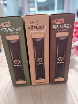 짜먹는 이지견과 짜먹는 이지아몬드, 짜먹는 이지허니피넛, 짜먹는 이지캐슈넛 각 10g X  10포 — 5점을 준 리뷰어가 2021년 3월 올린 사용 사진