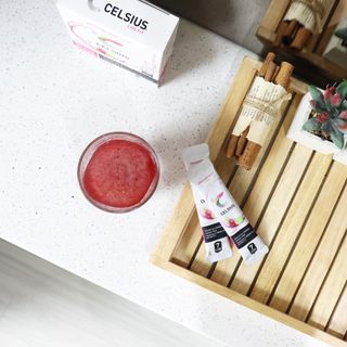 셀시어스 온더고 에너지 비타민 피트니스 드링크 파우더 (10sticks) 다이어트 음료 — 5점을 준 리뷰어가 2022년 5월 올린 사용 사진