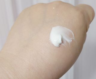 비엔디 프리용[한/영]BnD 바디 미백 겨드랑이 크림 — 5점을 준 리뷰어가 2024년 10월 올린 사용 사진