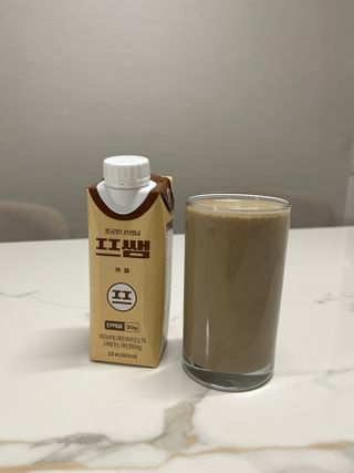 파워풀엑스 [프쌤] 더 맛있고 강력해진 고단백 음료 3종 (초코맛,딸기맛,커피맛) — 5점을 준 리뷰어가 2023년 1월 올린 사용 사진