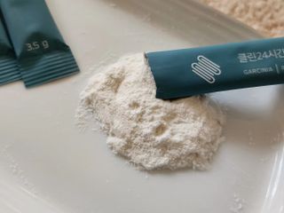 클린24시간 슬림앤유산균 1박스 (3.5g X 15포) — 5점을 준 리뷰어가 2023년 5월 올린 사용 사진