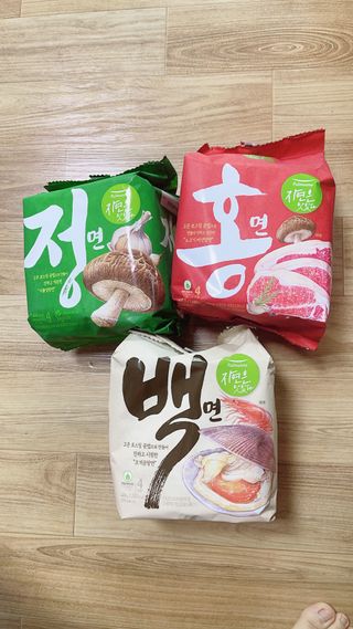 [풀무원] 자연은맛있다 정면, 백면, 홍면  세트 — 5점을 준 리뷰어가 2021년 4월 올린 사용 사진