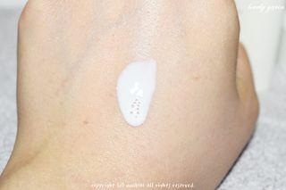 아이레시피 모이스트터치 스포츠 선밀크 50ml (SPF50+ PA+++) — 4점을 준 리뷰어가 2023년 6월 올린 사용 사진