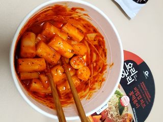 프리 [요리궁리] 타입 B (매콤,치즈,매콤까르보) 꽃떡볶이 6개입 세트 — 5점을 준 리뷰어가 2025년 2월 올린 사용 사진