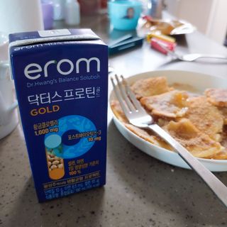 이롬 erom 닥터스 프로틴 골드 — 4점을 준 리뷰어가 2021년 4월 올린 사용 사진