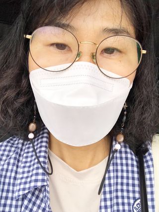 [심폐소생소] KF94 오늘의 마스크 대형 — 5점을 준 리뷰어가 2021년 9월 올린 사용 사진
