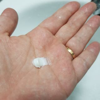 [갸스비] 지성 남성을 위한 포어케어 클렌징폼 — 5점을 준 리뷰어가 2021년 8월 올린 사용 사진